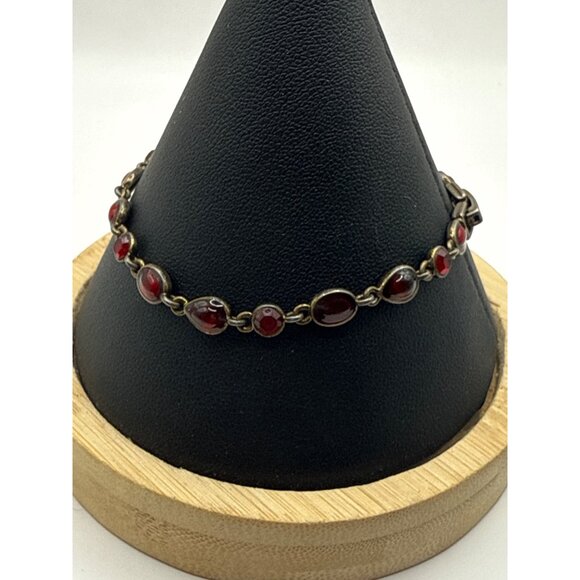 Vintage Red Glass & Brass Oval Link Bracelet With Clasp Closure - Picture 5 of 6